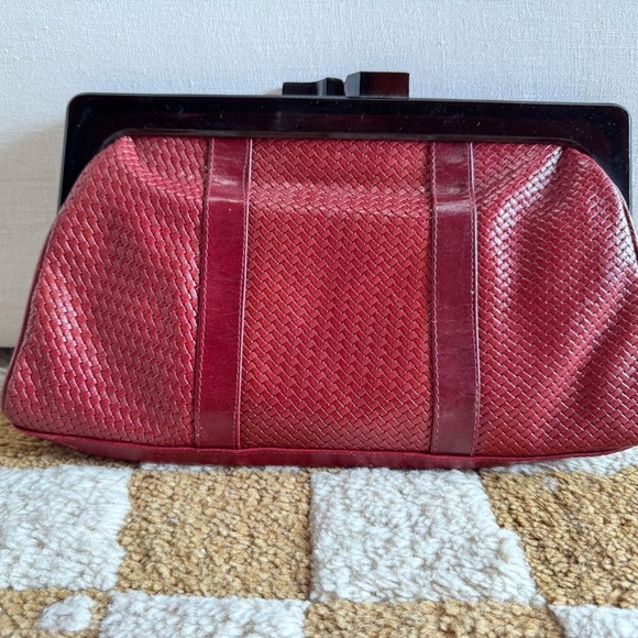 Vintage Handbags - Vintage Red Leather Woven Clutch Purse